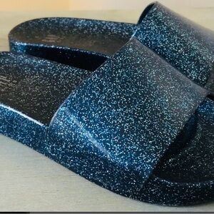 Girls gap kids Sparkling Blue Slide Sandals size 1